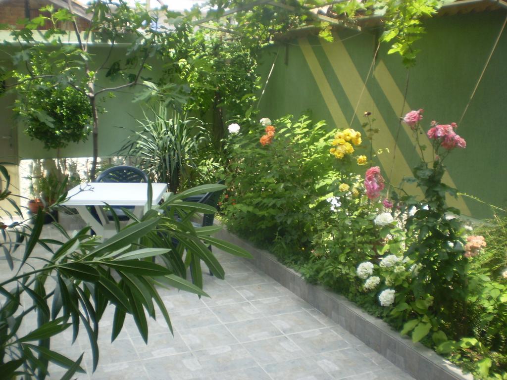 Guest House ,, Ekaterina" ネセバル エクステリア 写真
