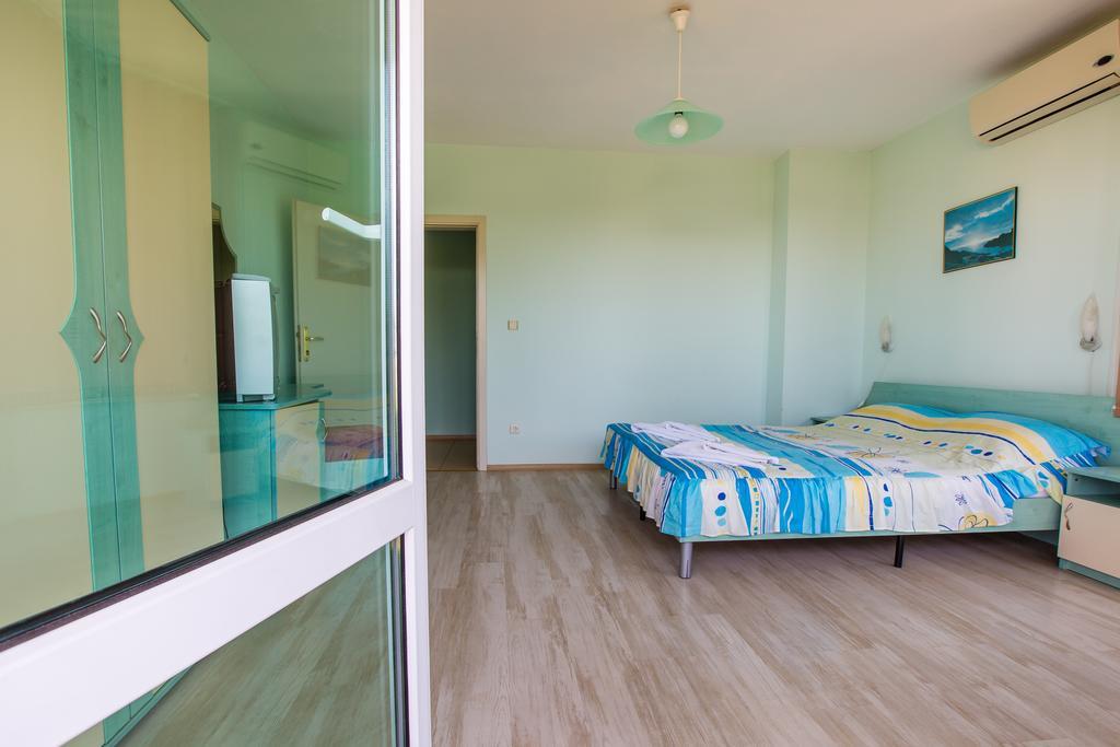 Guest House ,, Ekaterina" ネセバル エクステリア 写真