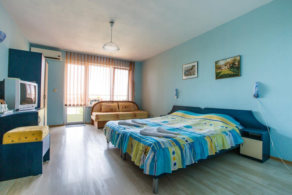 Guest House ,, Ekaterina" ネセバル エクステリア 写真